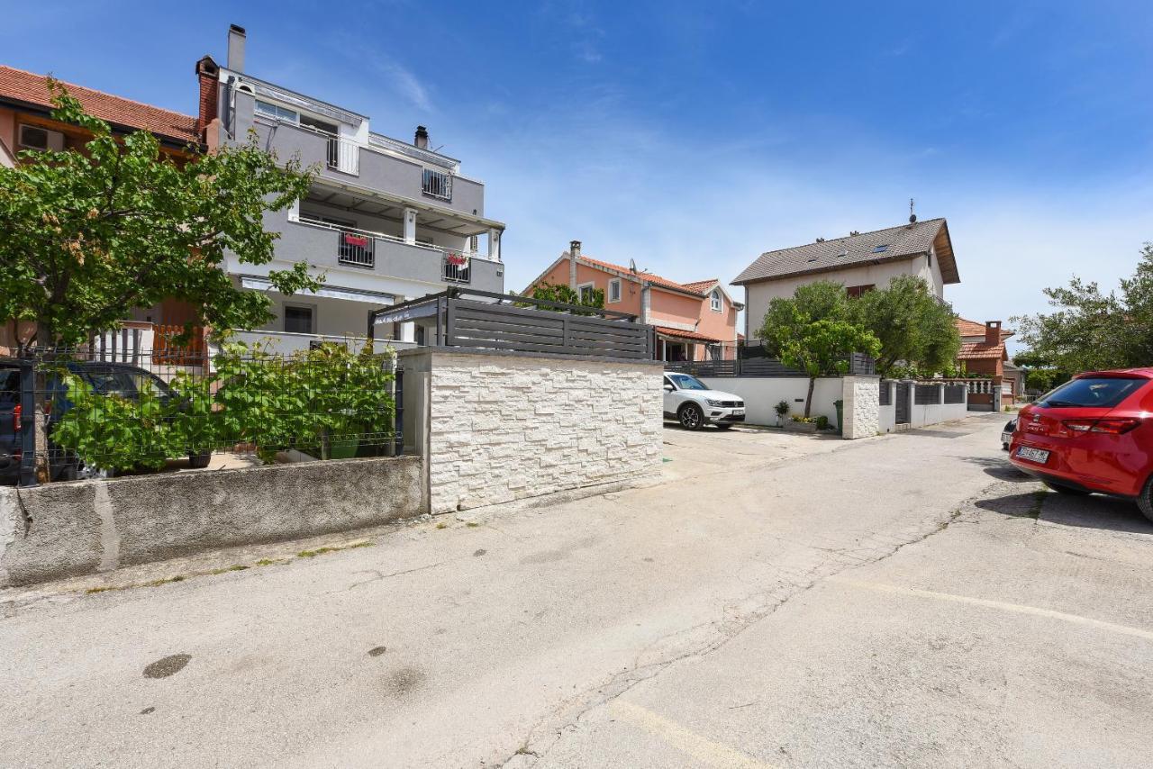 Deluxe Apartman Korina & Ramona Zadar Exterior photo